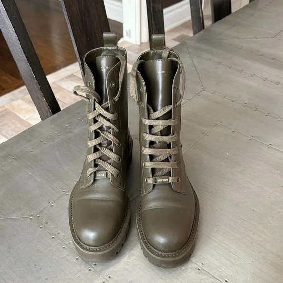 Louis Vuitton green khaki combat military weather boot bootie sz 38 with box - Picture 5 of 10